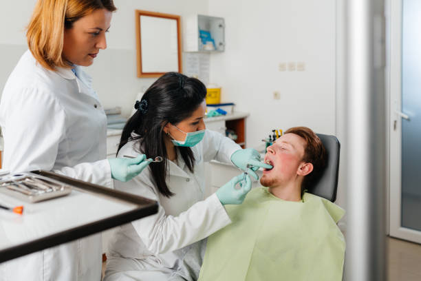 Best Emergency Dental Care for Broken or Chipped Teeth in Alamo, CA